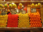 20539 Fruit stall on Mercat de la Boqueria.jpg